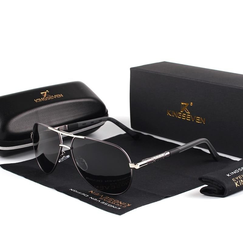 Hochwertige Herrensonnenbrille im Vintage-Design, Aviator-Form, für optimalen Schutz.