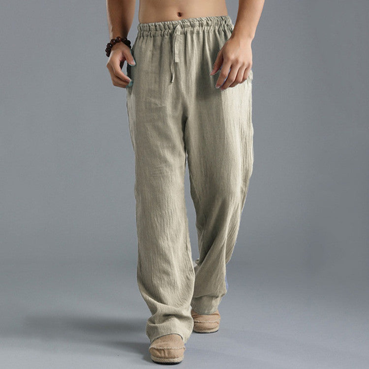 Lässige, bequeme Herrenhose in Grau, lockerer Schnitt, perfekt für entspannte Tage.