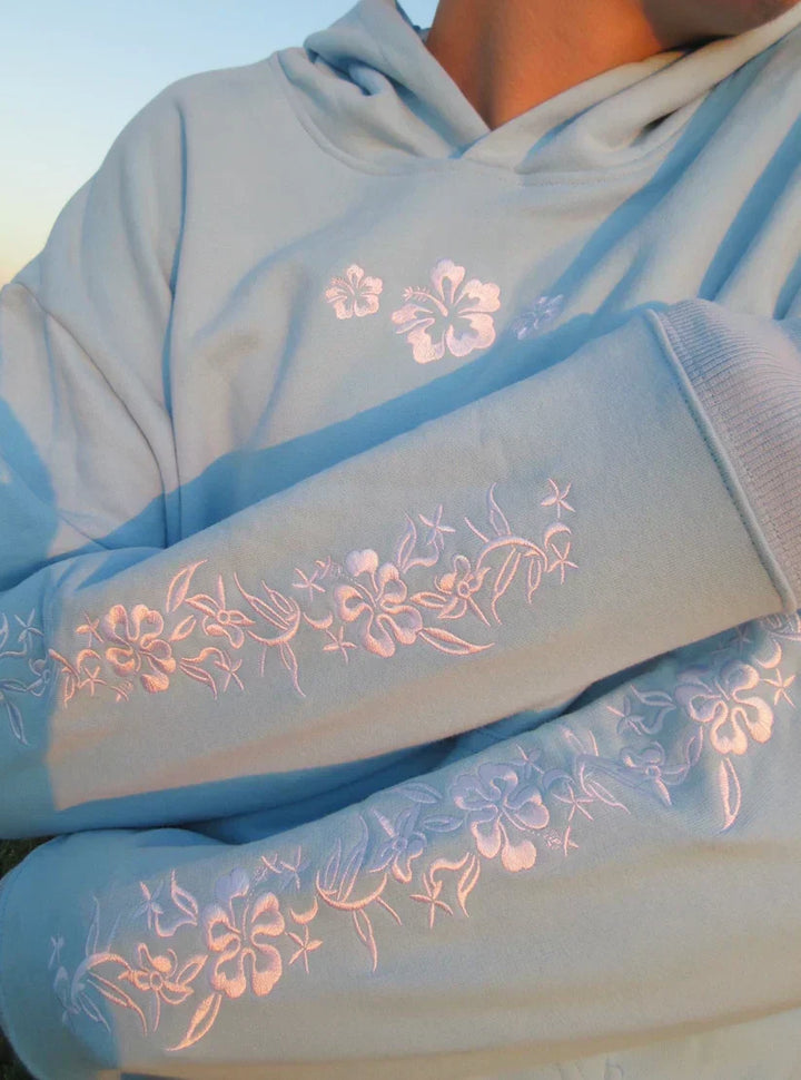 Rosé Damen Hibiskus Hoodie, warmer Kapuzenpullover mit stylischem Floralprint. Ideal für Streetwear & gemütliche Tage.