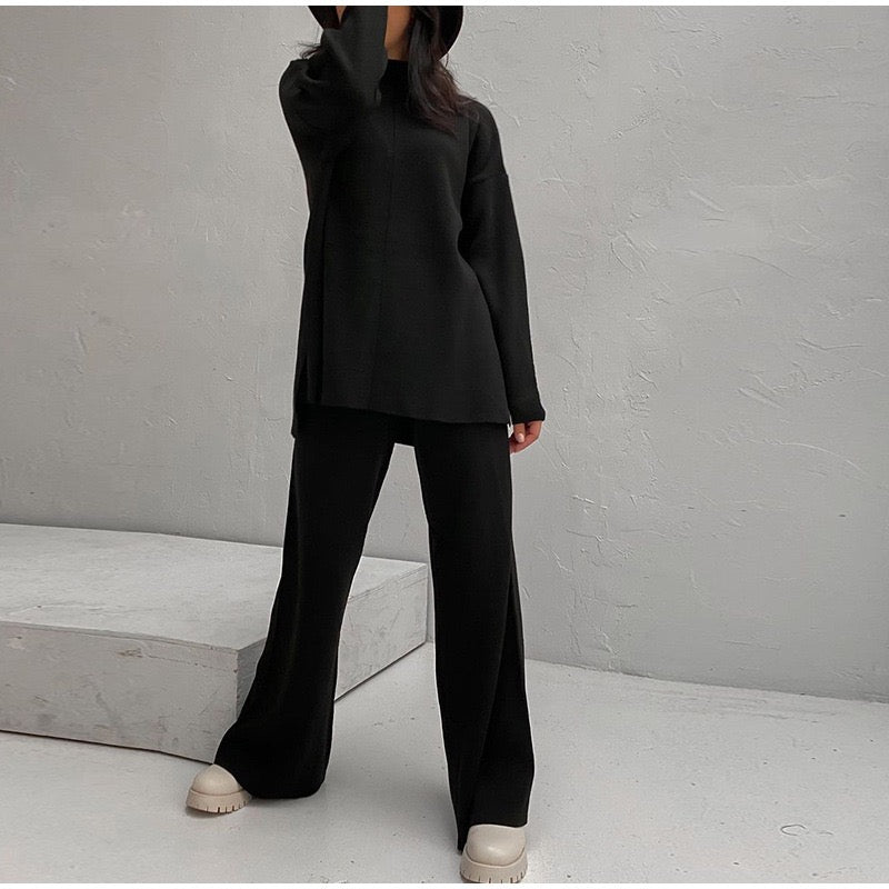 Bequemer Damen Loungewear Freizeitanzug, ideal für gemütliche Tage. Komfortabel & stilvoll.