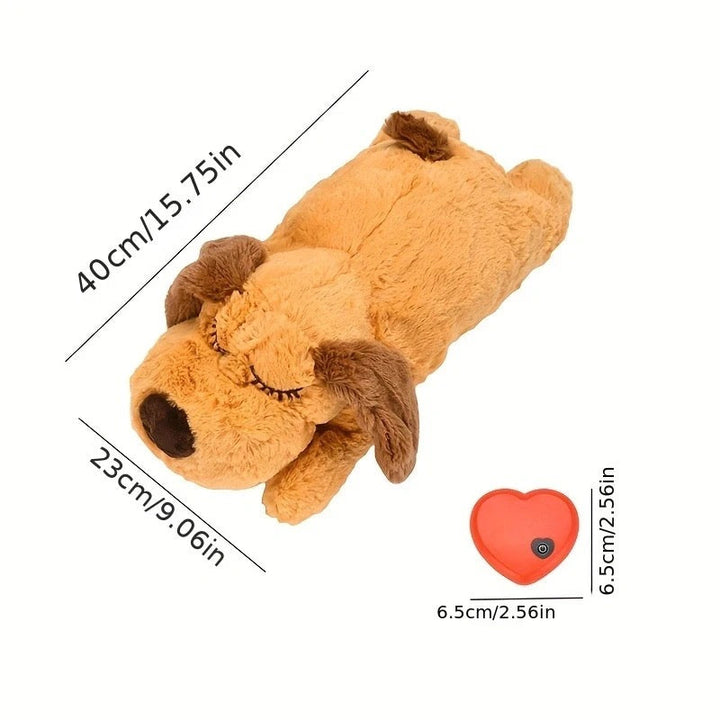 Hundespielzeug in Herzform für interaktiven Spielspaß und Kuschelmomente. Süßes Plüschtier für Welpen & Hunde.