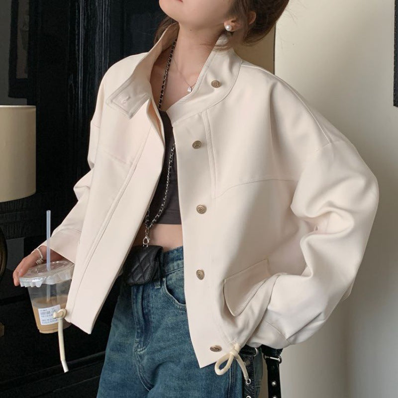 Stilvolle Damen Übergangsjacke im Oversize-Schnitt für Frühling und Herbst. Lässige & elegante Freizeitmode.