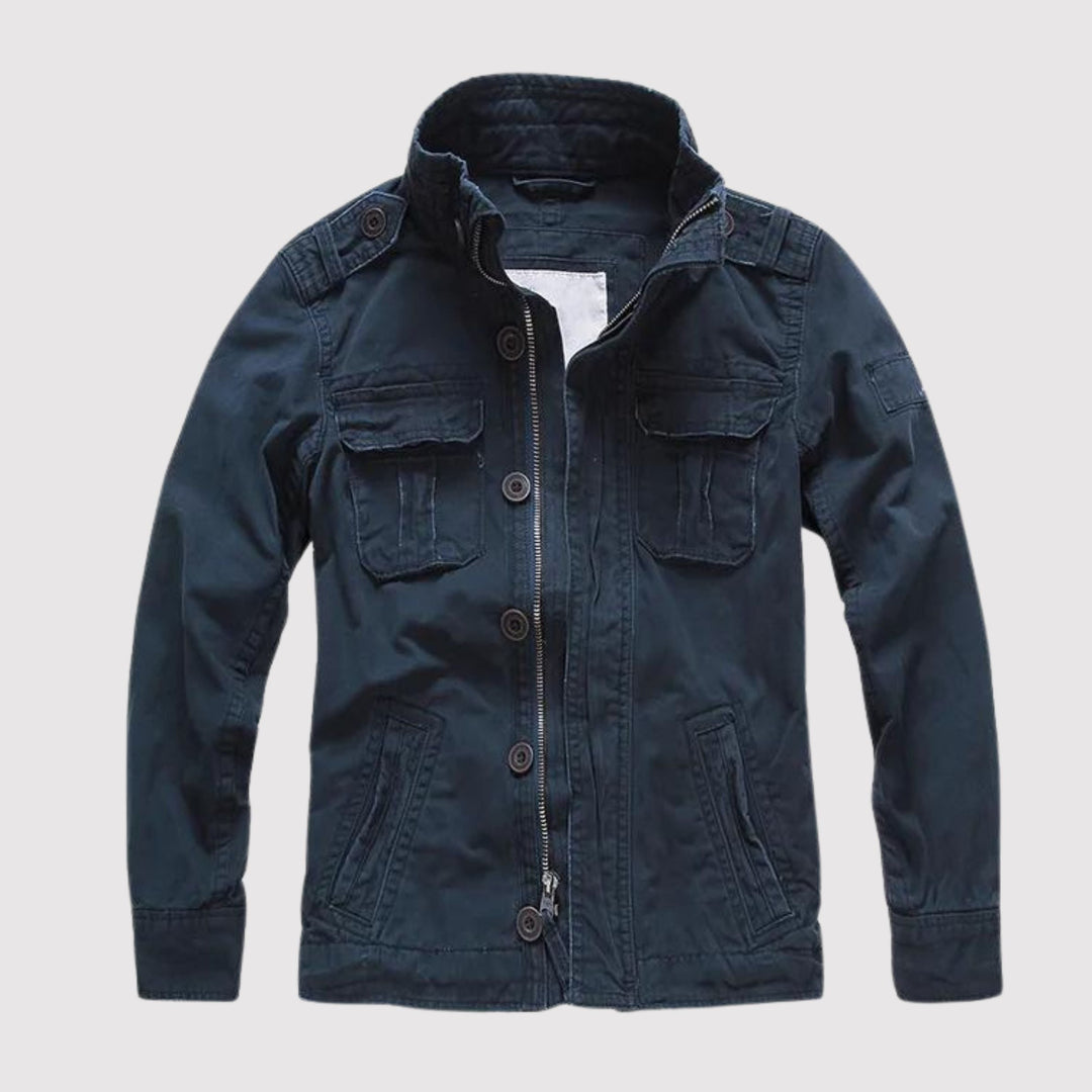 Stylische Herren Denim Jacke im Retro-Look mit mehreren praktischen Taschen, ideal als bequeme Übergangsjacke für Männer.