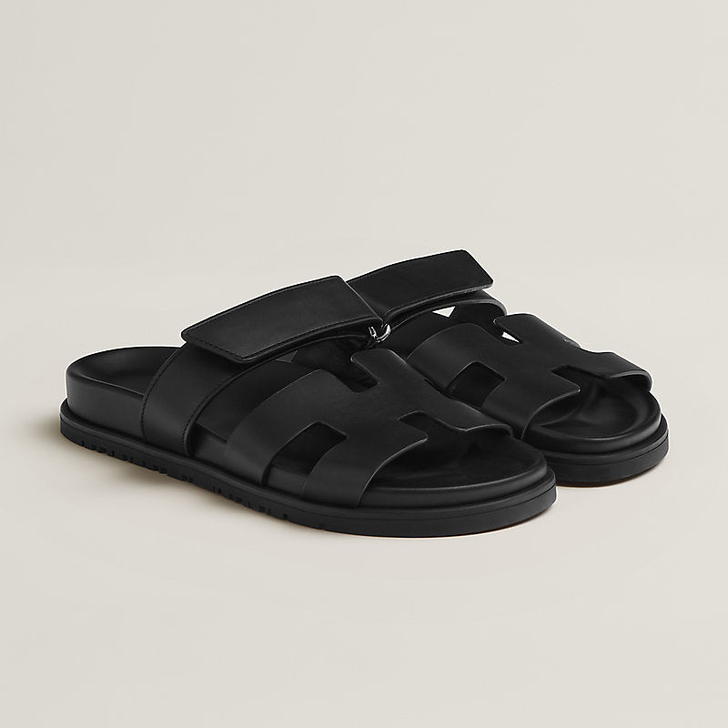 Vielseitige Damensandalen, leicht und komfortabel. Perfekt als Alltagsschuhe oder elegante Sommersandalen für Damen.