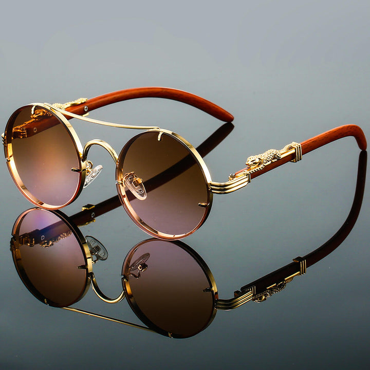 Runde Vintage Sonnenbrille für Unisex mit UV400 Schutz. Ideales Accessoire für sichere Outdoor-Aktivitäten.