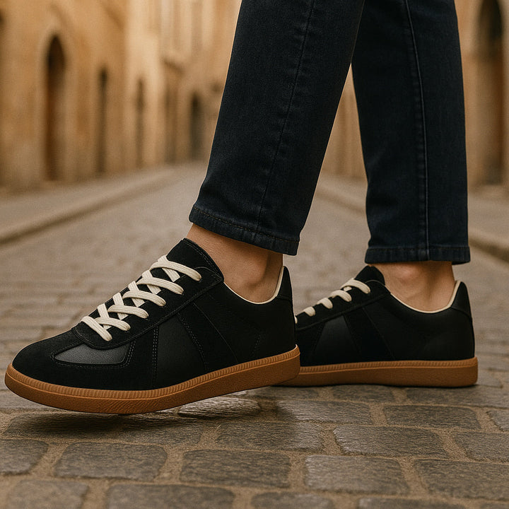 Rutschfeste Herren-Sneakers: Bequeme Schnürschuhe für Männer, perfekt für täglichen Gebrauch; sicherer Halt auf allen Untergründen.
