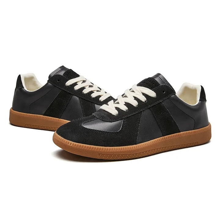 Sohlenprofil Herren-Sneakers: Rutschfeste Gummisohle für sicheren Halt; bequeme und robuste Schnürschuhe für den Alltag.