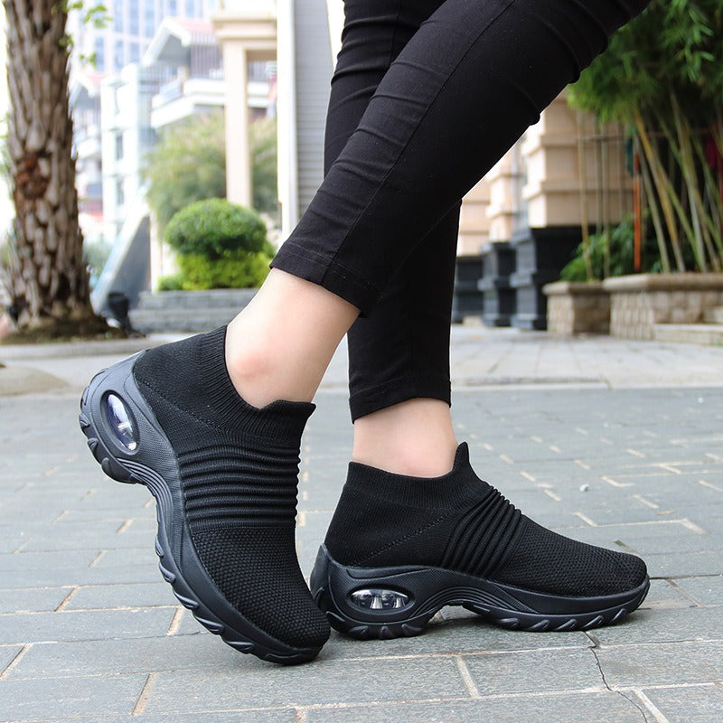 Damen Slip-On Laufschuhe, luftgedämpfte Sneaker für Komfort. Ideal als Alltagsschuh und Sportschuh.