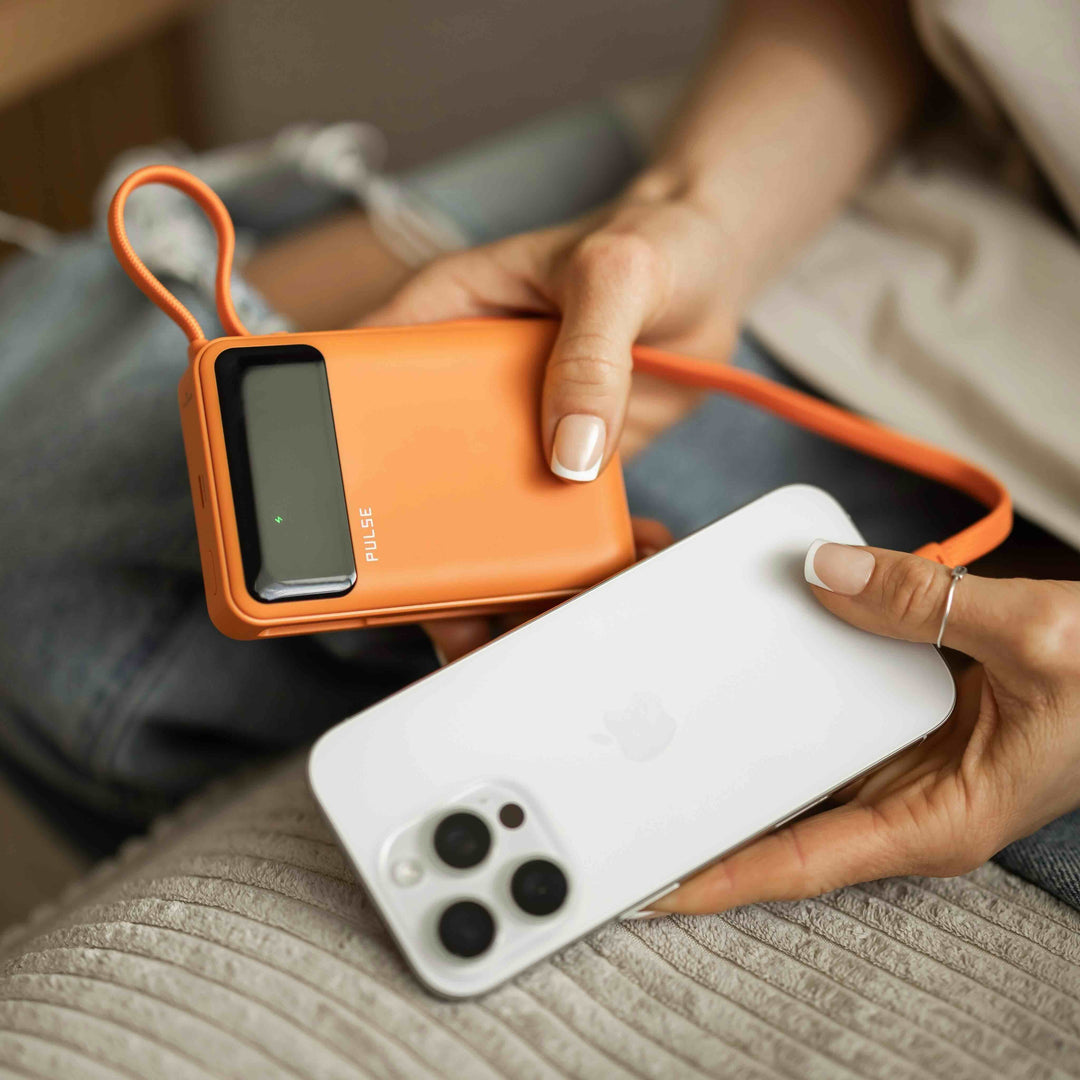 Die 20000mAh Powerbank mit 65W Power Delivery und USB-C ist ideal für Pendler.