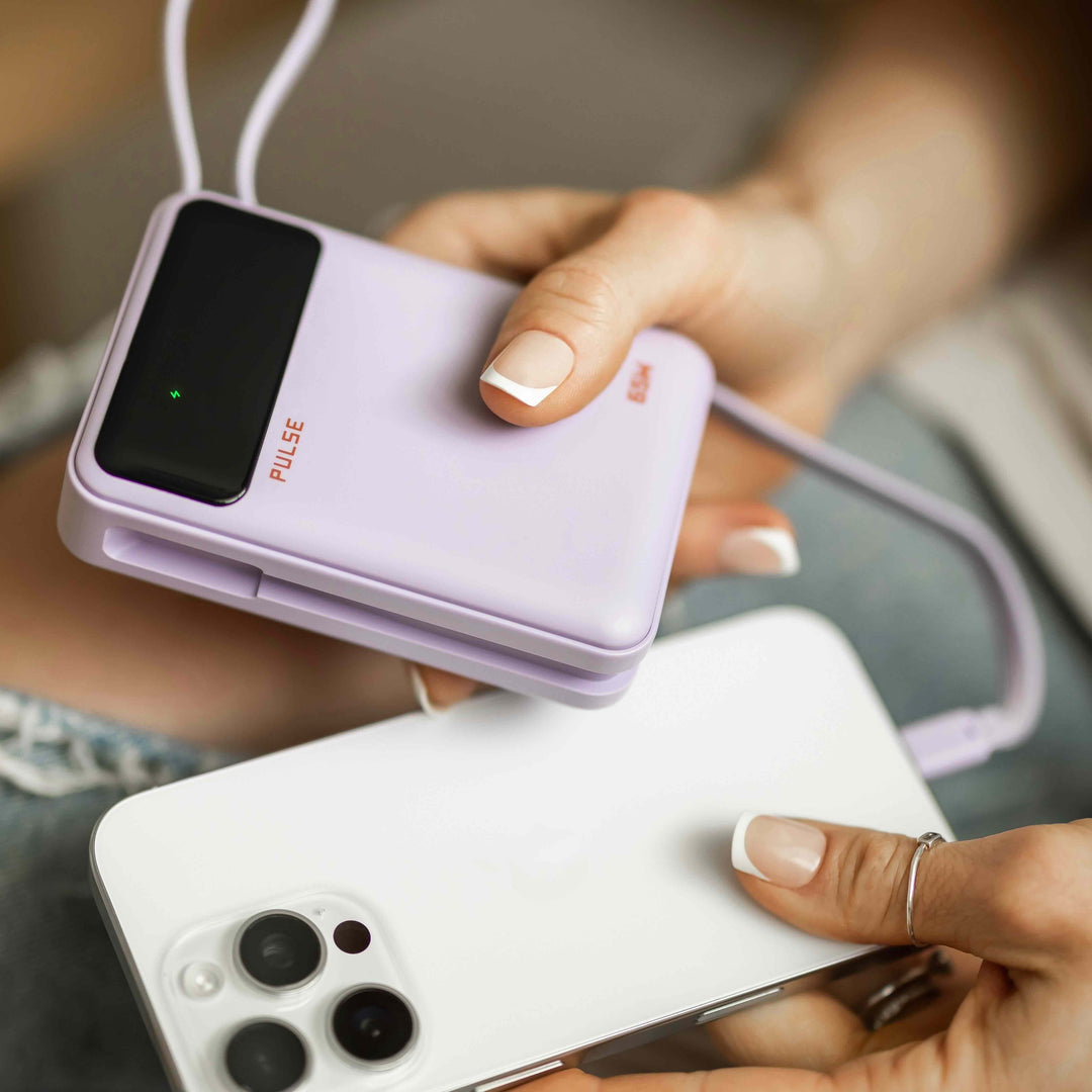 Leistungsfähiger Laptop-Lader 20000mAh, 65W Power Delivery über USB-C.