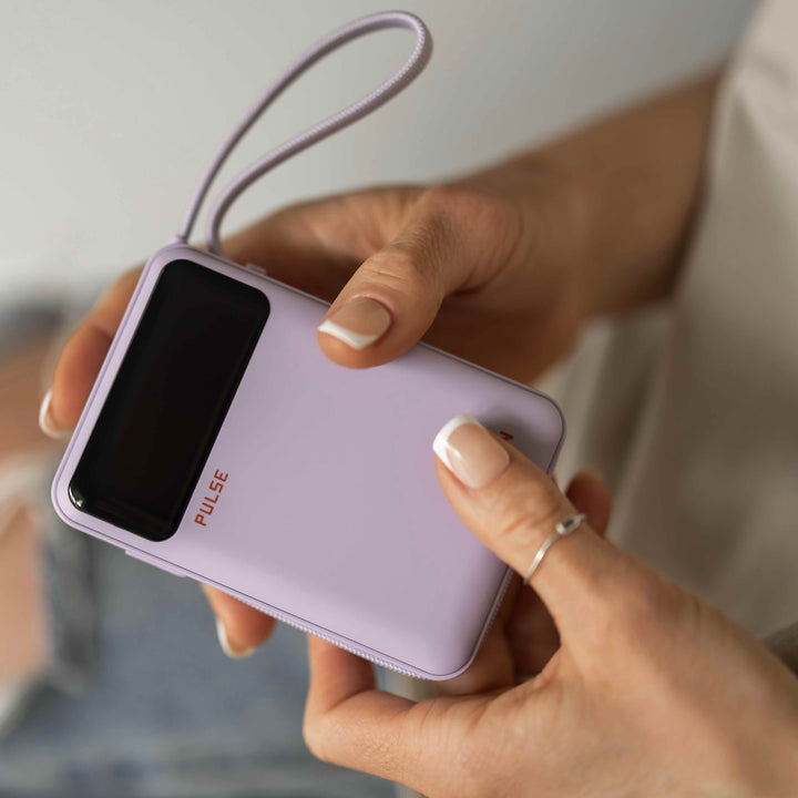 Modernes Design: 20000mAh Powerbank mit 65W Power Delivery & USB-C für Laptop & Handy.