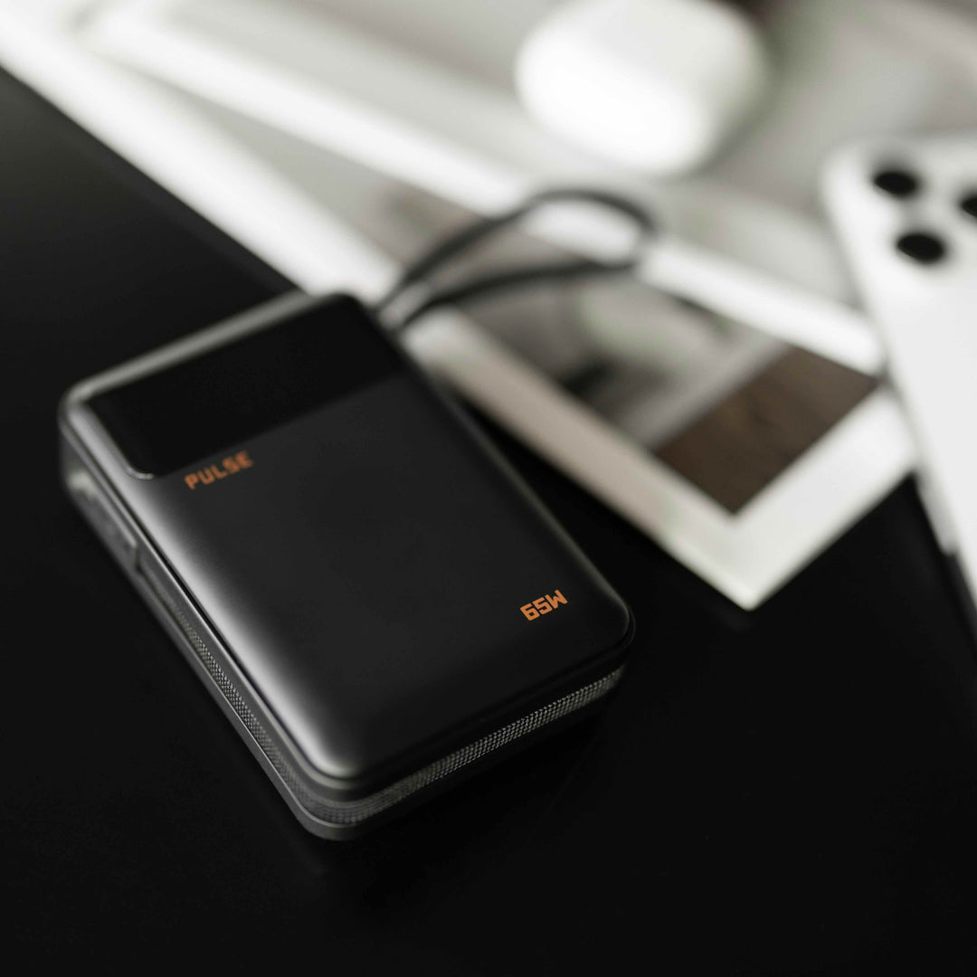 Schnelllade-Powerbank 20000mAh, 65W PD & USB-C, für Smartphone, Tablet und Laptop.