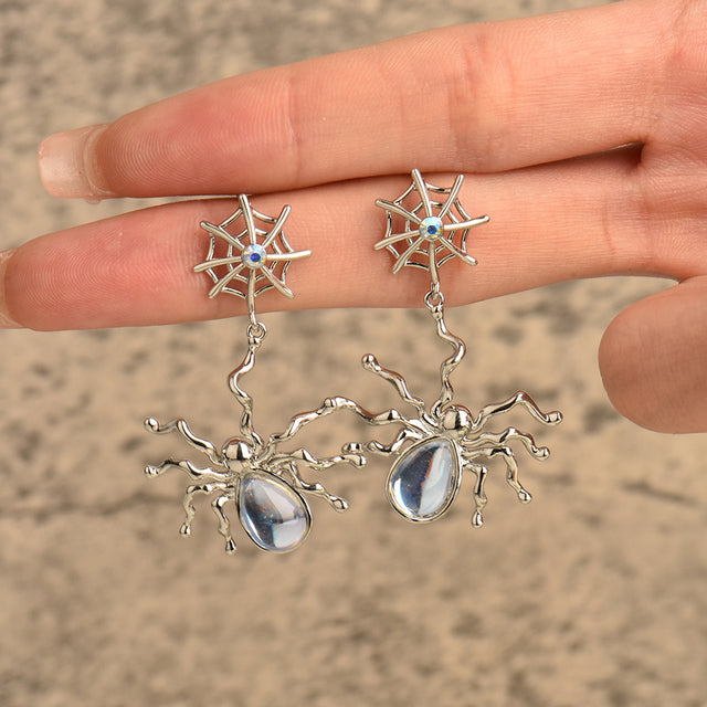 Tropfenförmige Statement-Ohrhänger für Damen, vergoldet, eleganter Schmuck, der Persönlichkeit gekonnt unterstreicht.