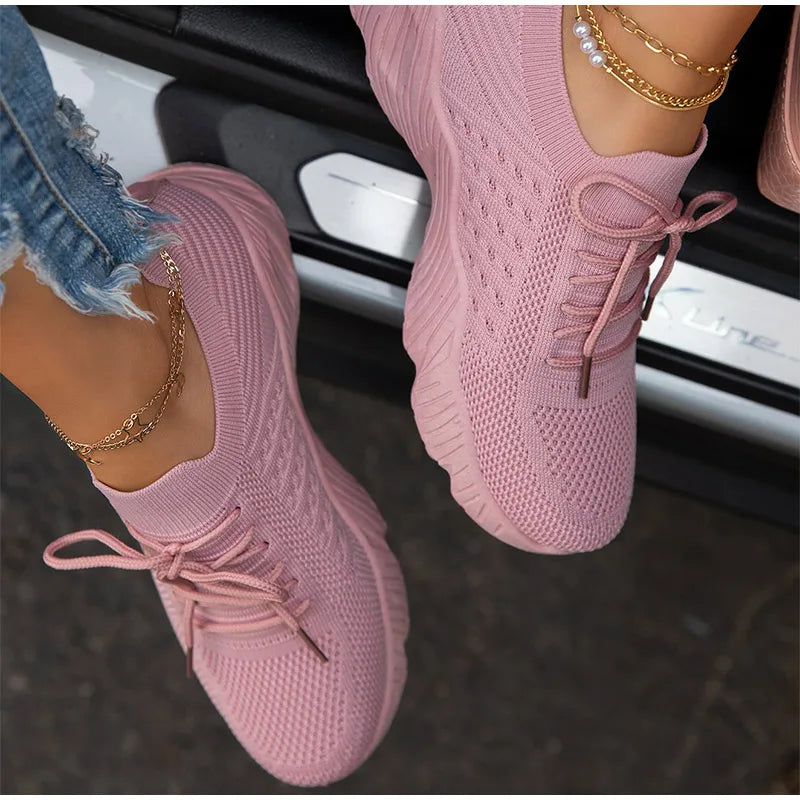 Bequeme orthopädische Damenschuhe mit Dämpfung und Unterstützung. Perfekt für gesunde Füße.