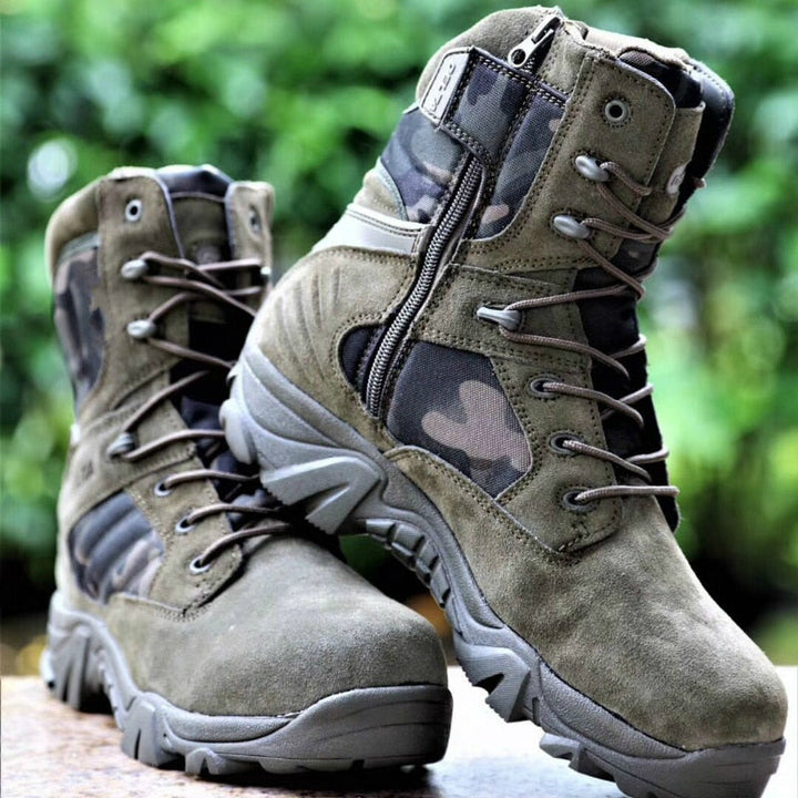 Stylische Damen Schnürstiefel, schwarz, mit profilierter Sohle, geeignet für Freizeit und den urbanen Look.