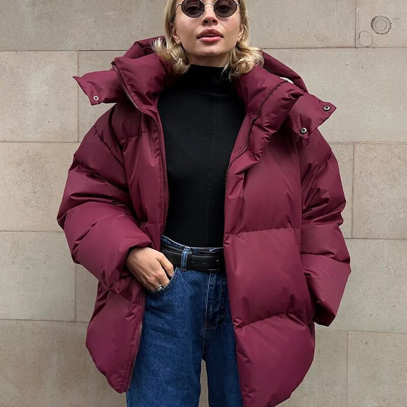 Stylische Damen Oversize Kapuzenjacke, weich und bequem, perfekt für entspannte Alltags-Looks.