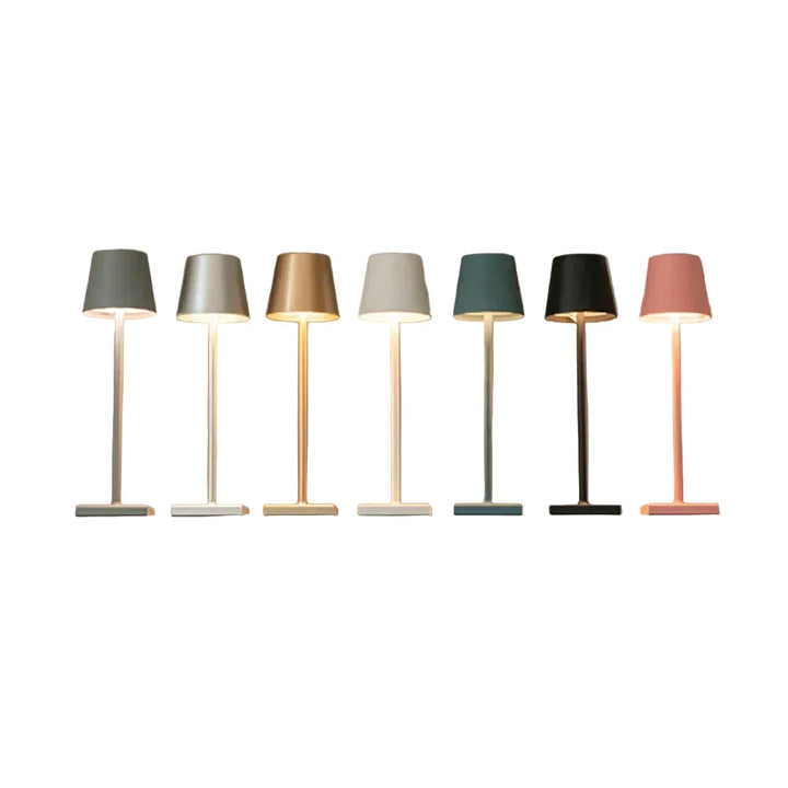 Kabellose LED-Tischlampe mit Akku, dimmbar und tragbar für flexibles Licht in Wohn- oder Schlafzimmer.