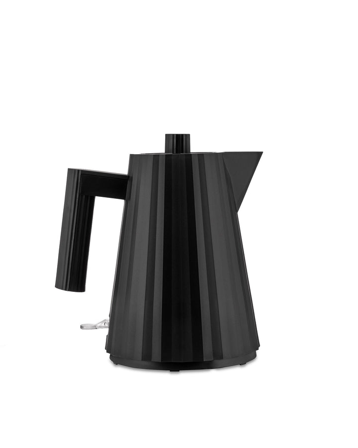 Exklusiver Plissé Wasserkocher. Ein elektrisches Küchenaccessoire in stilvollem Design für Ihr Zuhause.
