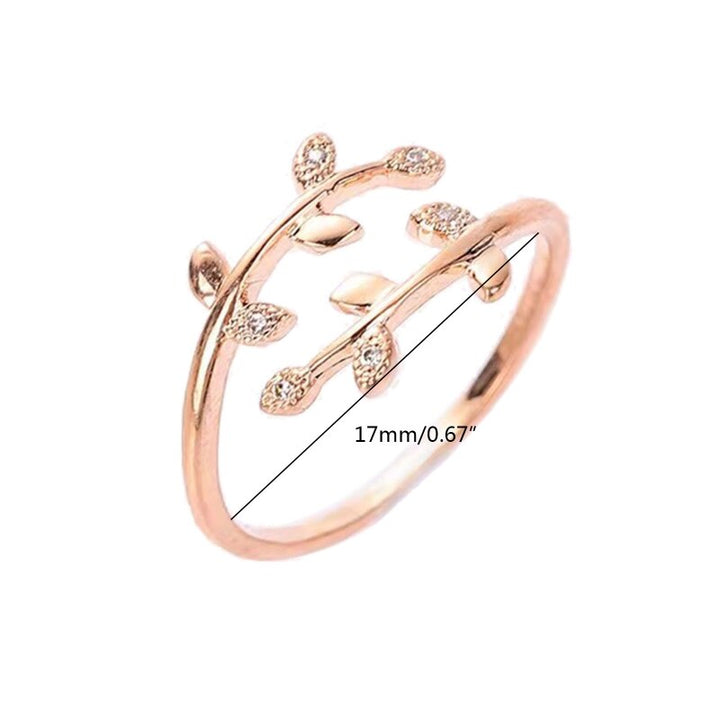 Schimmernder Damen Blattring, verstellbar. Symbolisiert Wachstum & Erneuerung. Ein Must-have Modeschmuck.