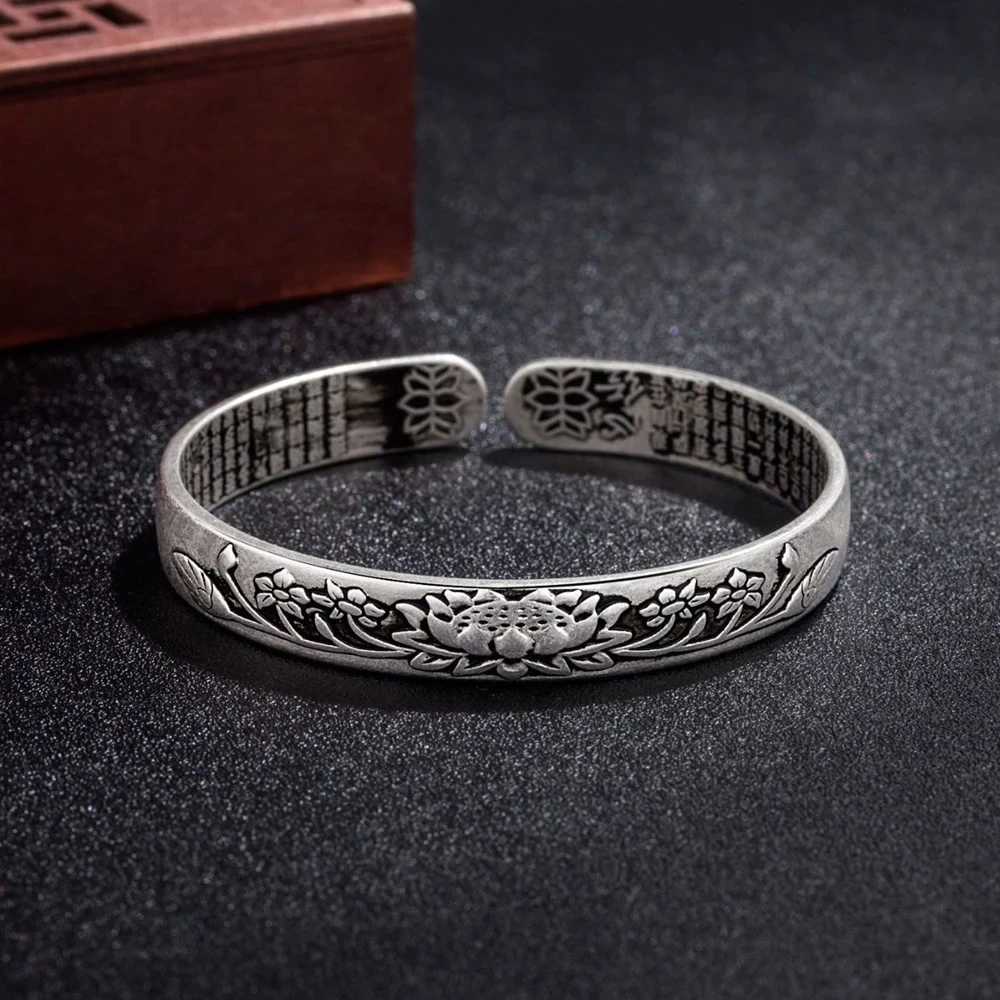 Spirituelles S925 Silberarmband für innere Ruhe & Reinheit. Unisex-Lotus-Design, Achtsamkeitsschmuck.