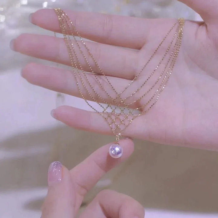 Damen Perlenkette mit echten Süßwasserperlen, wahlweise in Silber oder vergoldet, klassischer Schmuck.