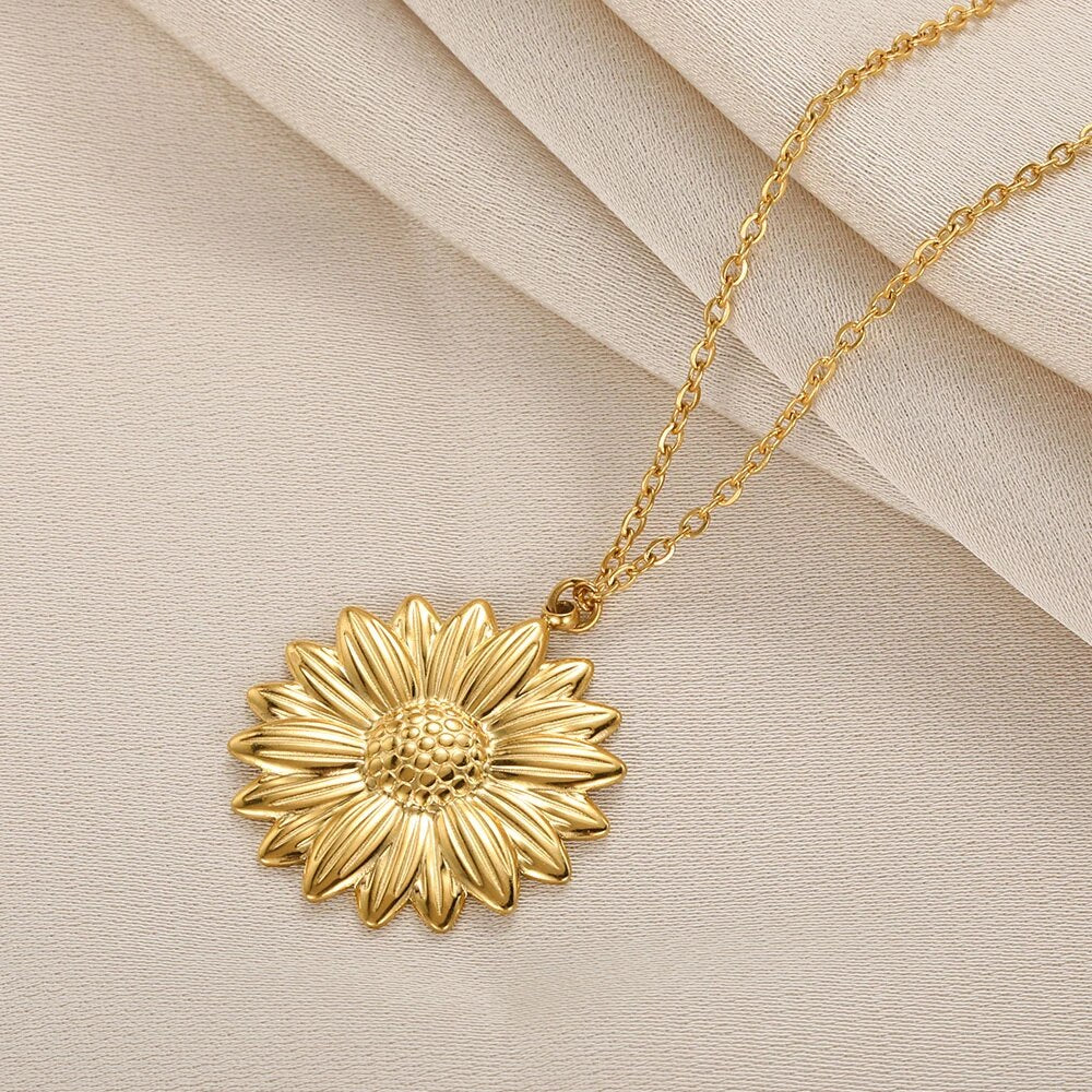 Offene Medaillonkette mit versteckter 'Du bist mein Sonnenschein' Botschaft, perfekte Geschenkidee.