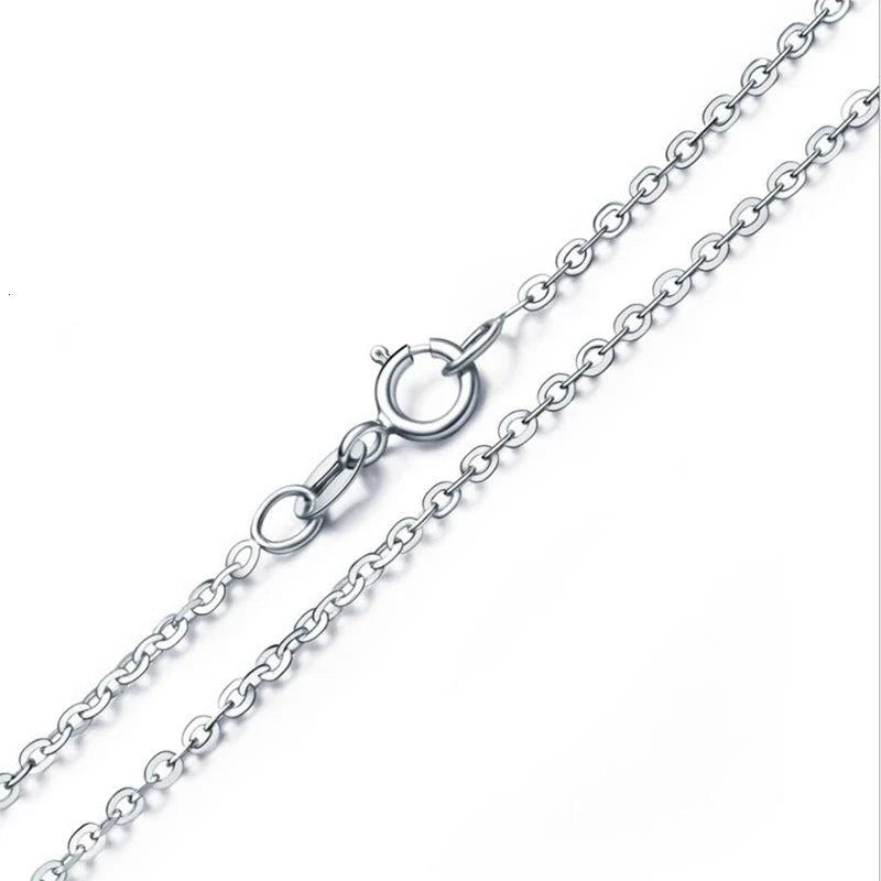 Damen Silberschmuck: Elegante Halskette mit Glücksklee Anhänger aus 925er Sterling Silber. Ideales Geschenk für Frauen.
