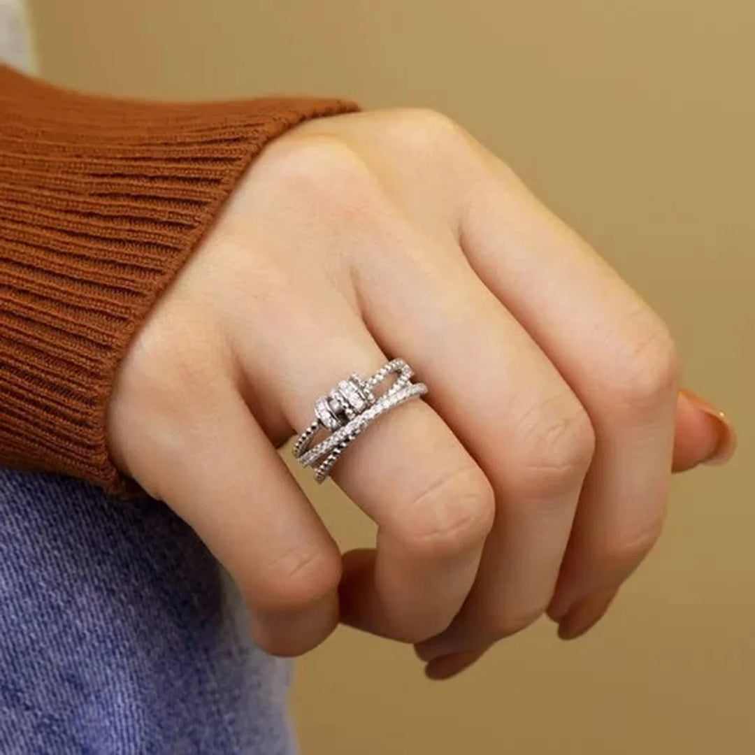 Glänzender Zirkon Edelstahlring als Zappelring für Damen & Herren. Fördert Ruhe und Konzentration.