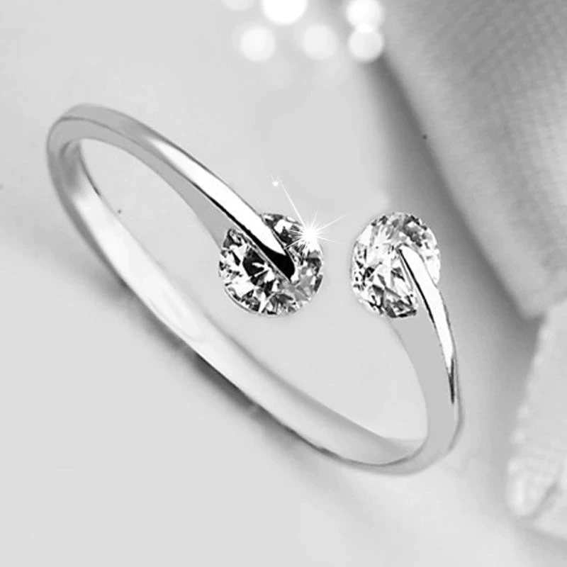 Hochwertiger Damen Schmuckring aus 925er Sterling Silber, ein schönes Versprechen für sie.