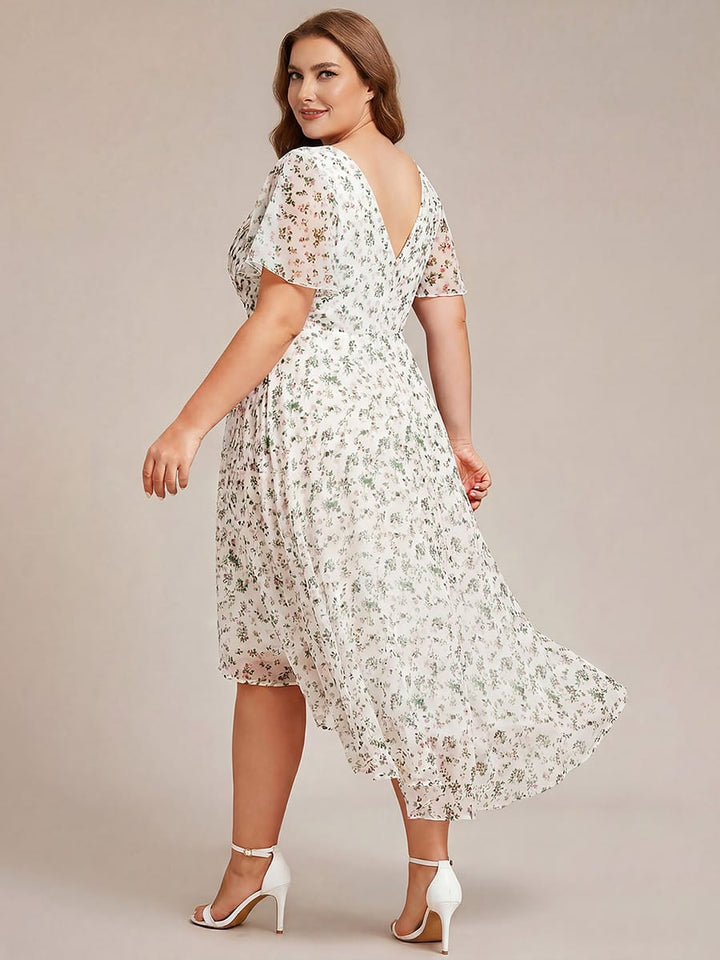 Chices Weißes Vokuhila Festkleid für Damen. Midi-Länge, Kurzarm, A-Linie, perfekt für Hochzeiten.