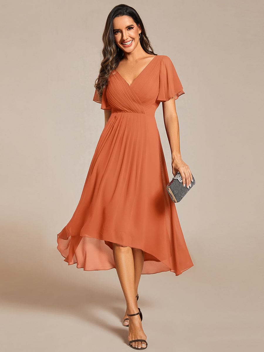 Chices Mintgrünes Vokuhila Festkleid für Damen. Midi-Länge, Kurzarm, A-Linie, perfekt für Hochzeiten.