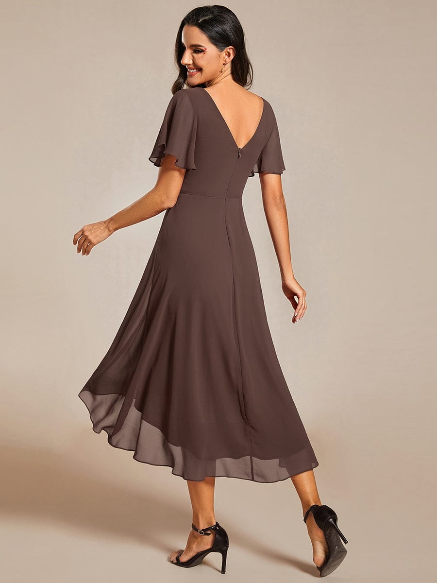 Chices Graues Vokuhila Festkleid für Damen. Midi-Länge, Kurzarm, A-Linie, perfekt für Hochzeiten.