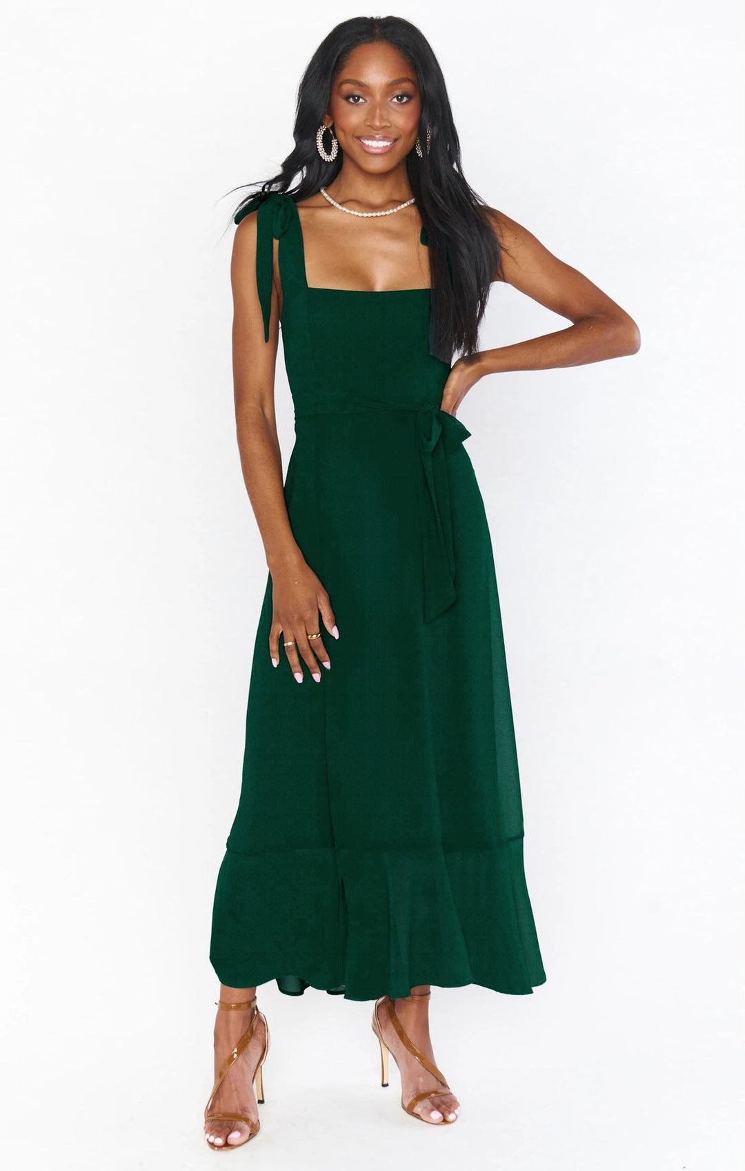 Schickes Damen Cocktail-Maxikleid mit Schlitz & Bindegürtel, stilvoll für besondere Anlässe.