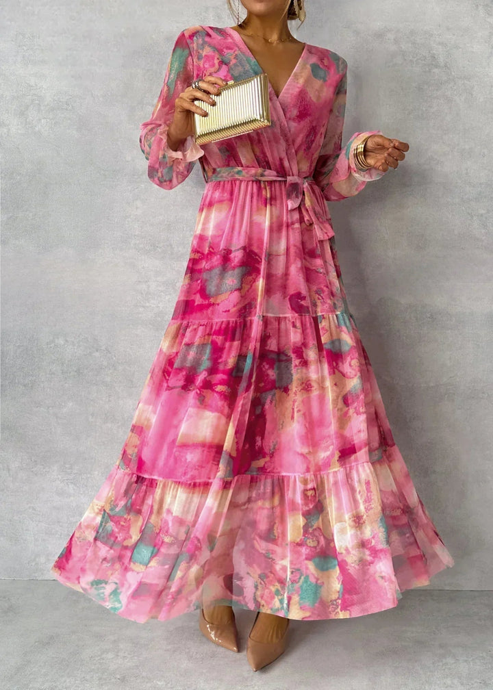 Romantisches rosa Damen Maxi Kleid mit Blumenmuster, V-Ausschnitt. Ideal als Hochzeitsgast oder Abendkleid.
