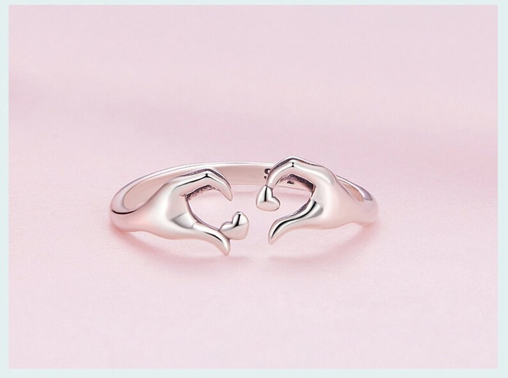 Eleganter Silber Umarmungsring aus 925 Sterling Silber, idealer Paarring & Liebesgeschenk.