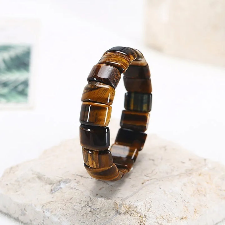 Edles dreifarbiges Tigerauge-Armband für Damen & Herren. Handgefertigter Edelsteinschmuck, fördert Klarheit & Energie.