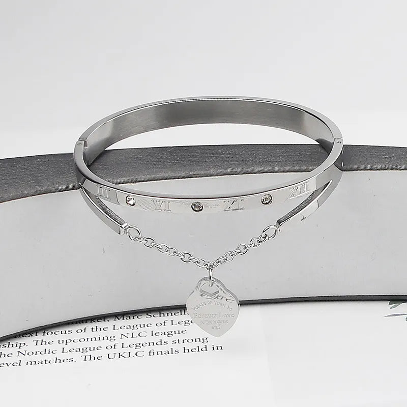 Partnerarmband aus Edelstahl, Symbol für Liebe & Verbundenheit. Ideales Schmuckgeschenk für sie & ihn.