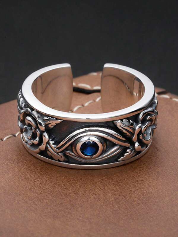 Spiritueller Unisex Schmuckring aus Silber mit dem schützenden Auge des Horus.