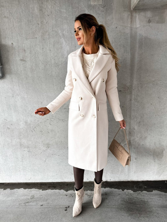 Stilvoller, warmer Damen Wintermantel, langer Schnitt für optimalen Komfort & Eleganz an kalten Wintertagen.