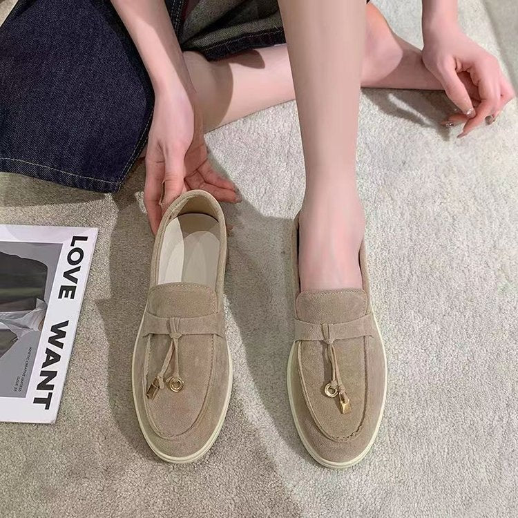 Bequeme Damen Loafer Mokassins mit Schnürdetail. Elegante Slip-on Flachschuhe für den Alltag im Frühling & Sommer.
