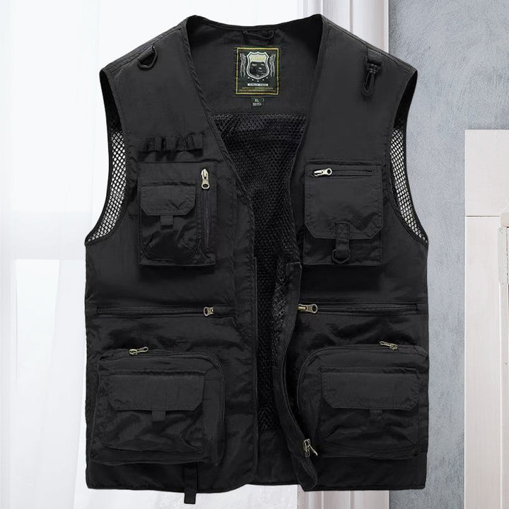 Herren Sommerweste in Schwarz, robust und stylisch, mit vielen Fächern für Handy, Schlüssel und mehr.