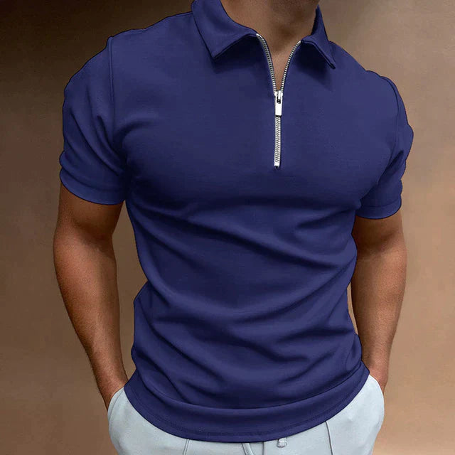 Hochwertiges Herren Reißverschluss-Polo in dezentem Design, perfekt für Freizeit & Smart Casual Stil.