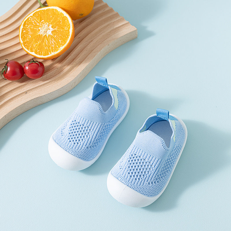 Moderne Unisex Kleinkind Sneaker in dezentem Design, vielseitige Komfortschuhe für jeden Tag.