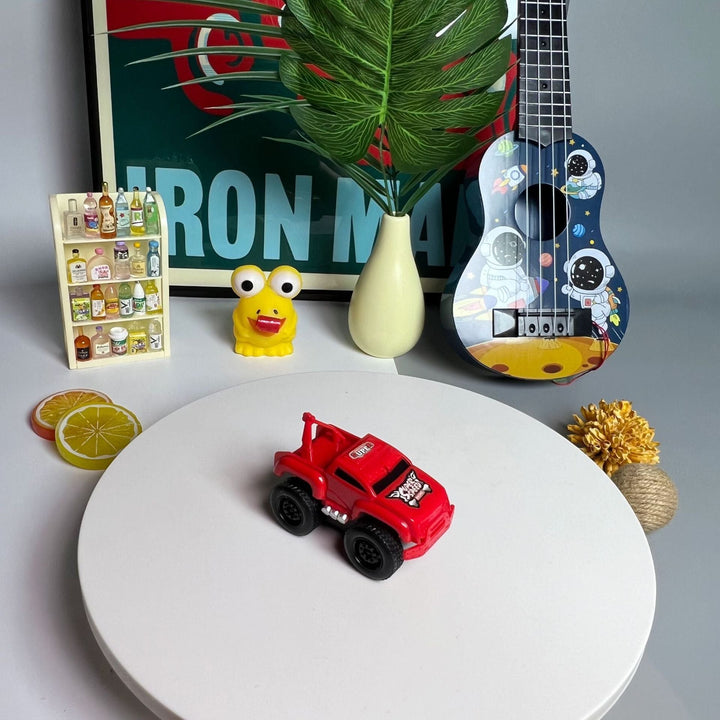 Abenteuerlustiges Wandkletterauto: Magnetisches Rennauto bringt vertikalen Fahrspaß ins Kinderzimmer. Innovativ & interaktiv.