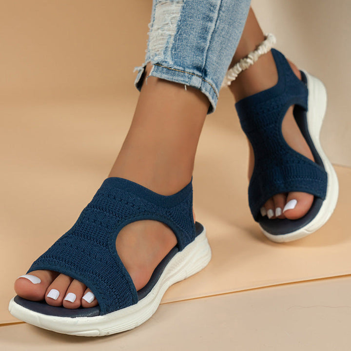 Bequeme Damen Sandalen mit orthopädischer Dämpfung. Ideal als leichte Slip-on Sommerschuhe, atmungsaktiv.