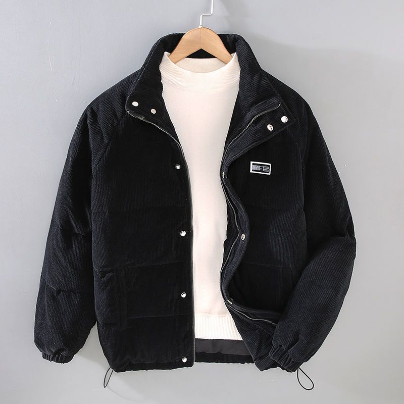 Robuste Herren Winterjacke Everett. Outdoor-tauglicher, gefütterter Parka, perfekt für Wärme & Komfort im Winter.