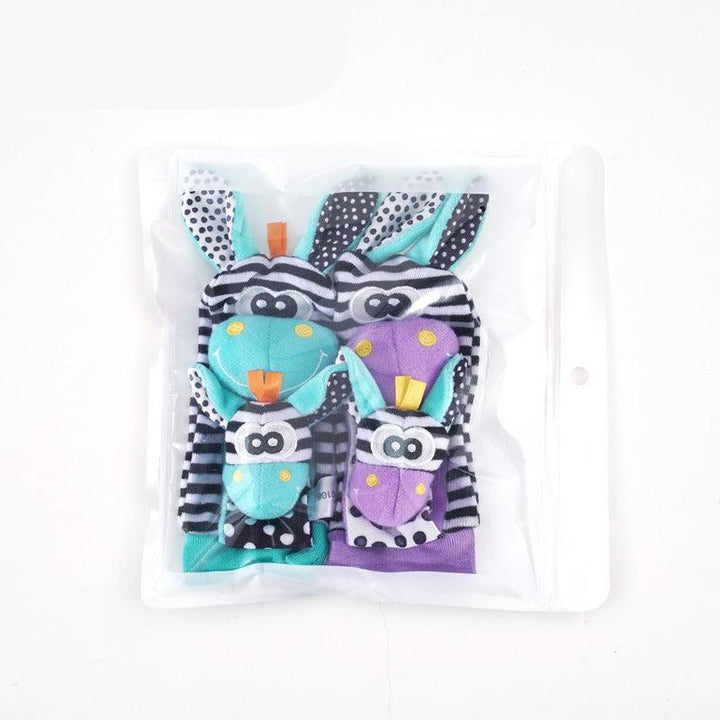 Kindersichere Sensorik-Babysocken & Armbänder. Rasseln an Händen & Füßen für interaktiven Spielspaß.