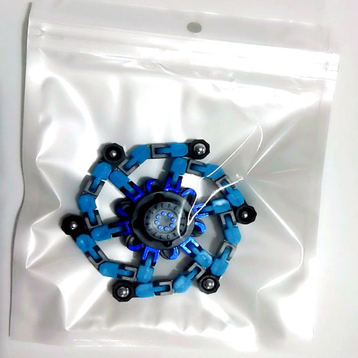 Kinder spielen mit Roboter Spinnern, fördert soziale Interaktion, Geschicklichkeit & gemeinsamen Spielspaß.