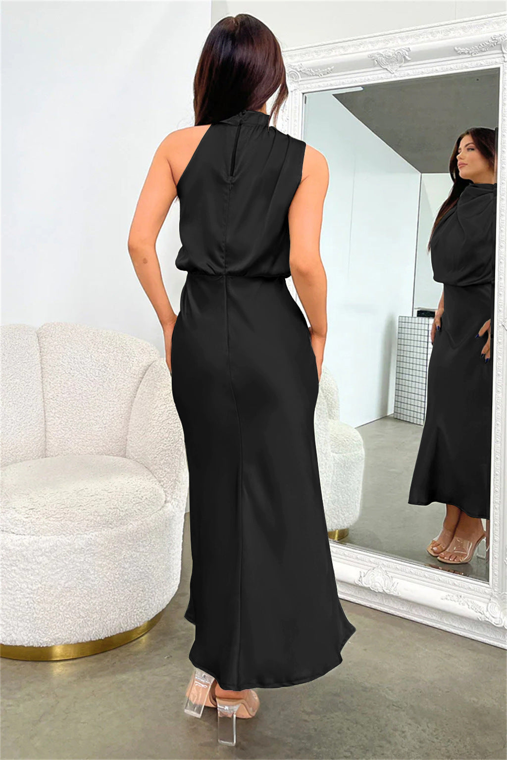 Maxikleid Damen, mit Halterneck, stilvolles Design für Abend- und Gala-Events.