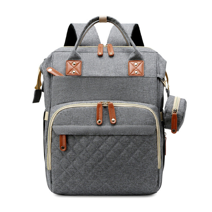 Wickelrucksack und mobiles Wickelbett in einem. Ultimative Lösung für Eltern, die viel mit ihrem Baby reisen.
